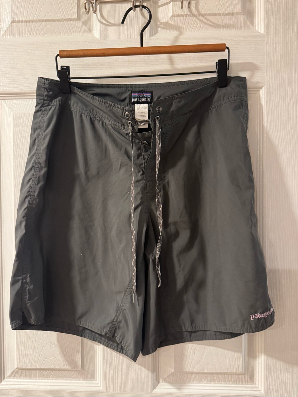 Patagonia Men's Charcoal Gray Swim Board Shorts
